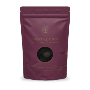 Essential Foods – Honden Snacks – Finest Snacks – Sliced Lamb & blackberry – 110gr