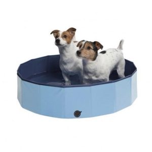 Zwembad met afdekzeil